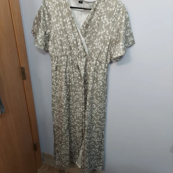 Bloom Flutter Sleeve Ditsy Floral Pocket Split Maxi Dress Size - Picture 9 of 12